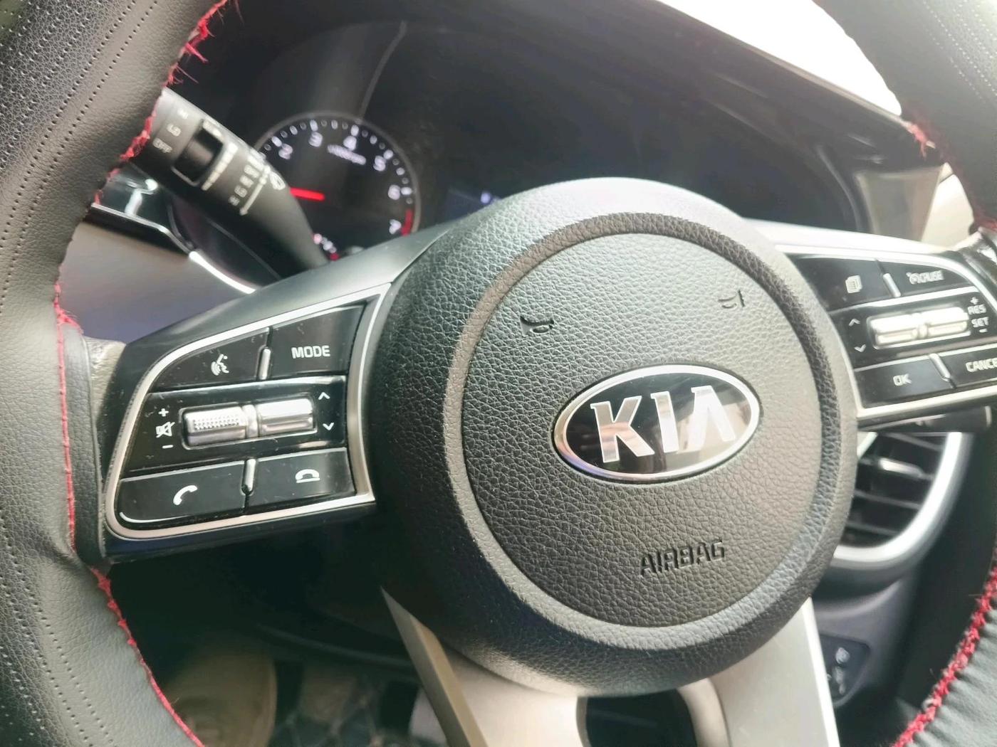 2019 KIA SELTOS HTK PLUS 1.5, Petrol, Manual, 50,055 km, interior