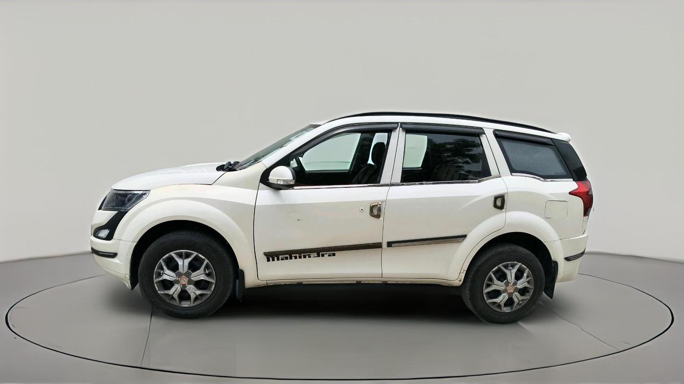 2019 Mahindra XUV500 W5, Diesel, Manual, 69,168 km, exterior