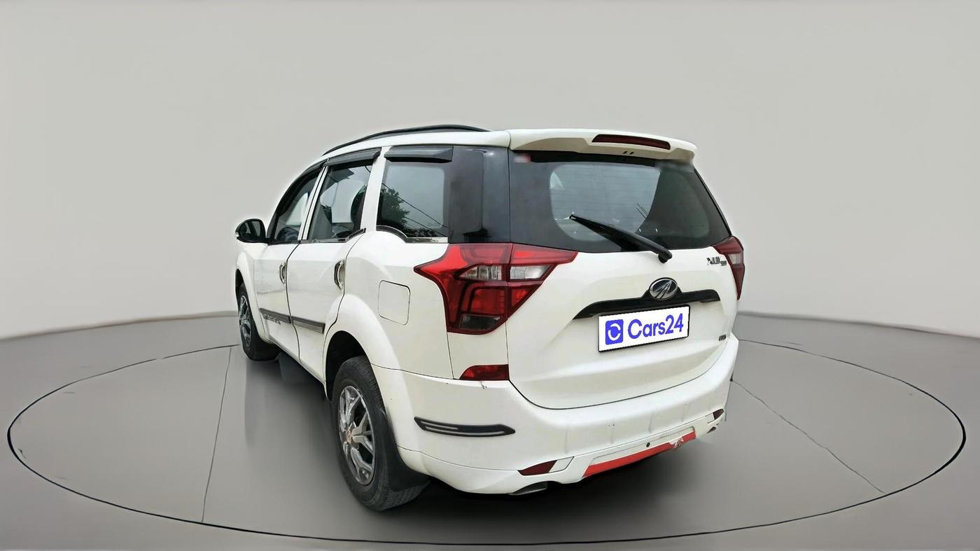 2019 Mahindra XUV500 W5, Diesel, Manual, 69,168 km, exterior