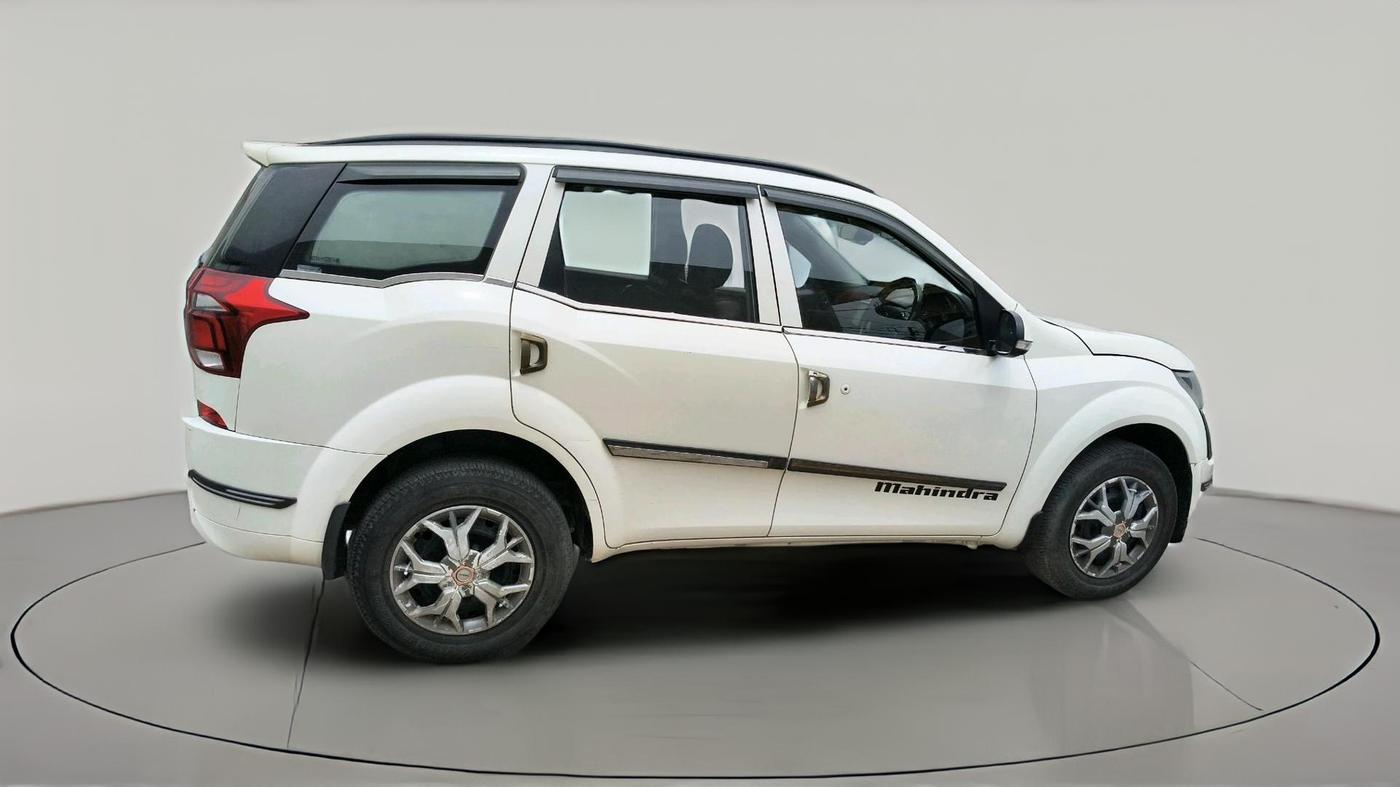 2019 Mahindra XUV500 W5, Diesel, Manual, 69,168 km, exterior