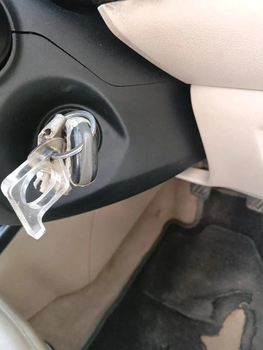 2017 Maruti Swift Dzire VDI, Diesel, Manual, 2,11,084 km, interior