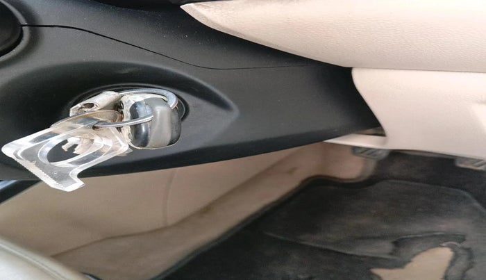 2017 Maruti Swift Dzire VDI, Diesel, Manual, 2,11,084 km, interior