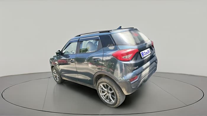 2023 Mahindra XUV300 W6 1.5 DIESEL AMT, Diesel, Automatic, 44,146 km, exterior