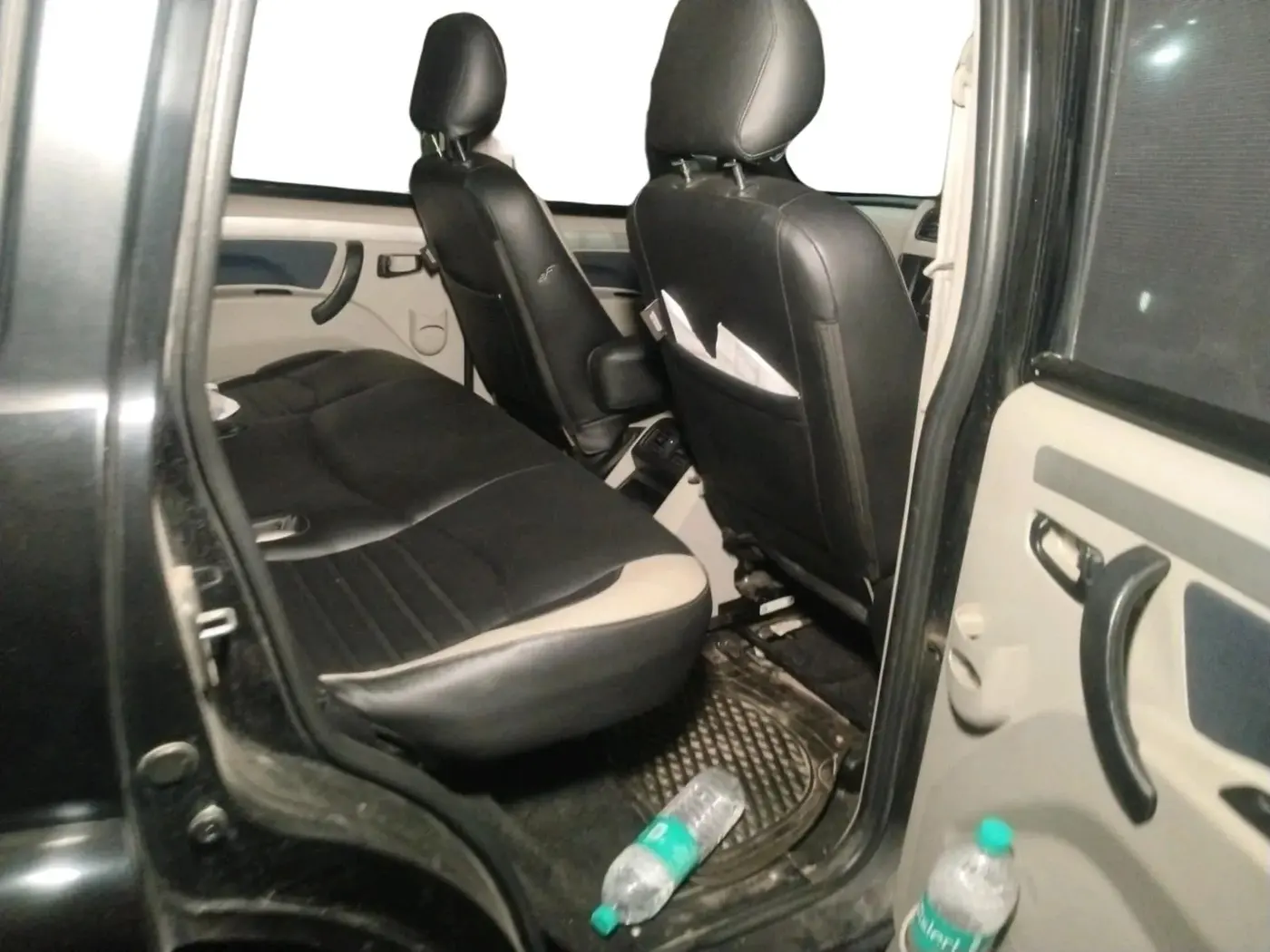2020 Mahindra Scorpio S11 2WD, Diesel, Manual, 65,291 km, interior