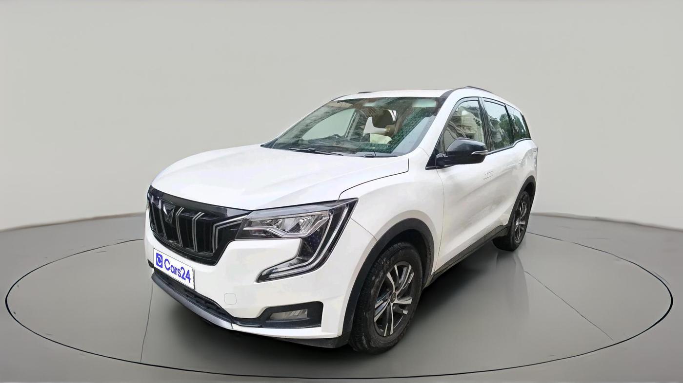 2023 Mahindra XUV700 AX 5 D MT 7 STR, Diesel, Manual, 55,113 km, exterior