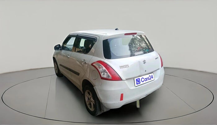 2017 Maruti Swift LXI (O), CNG, Manual, 1,34,313 km, exterior
