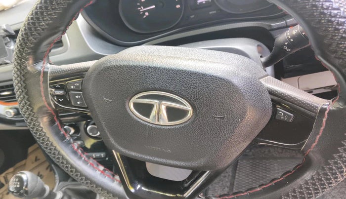 2019 Tata NEXON KRAZ MT PETROL, Petrol, Manual, 91,578 km, interior