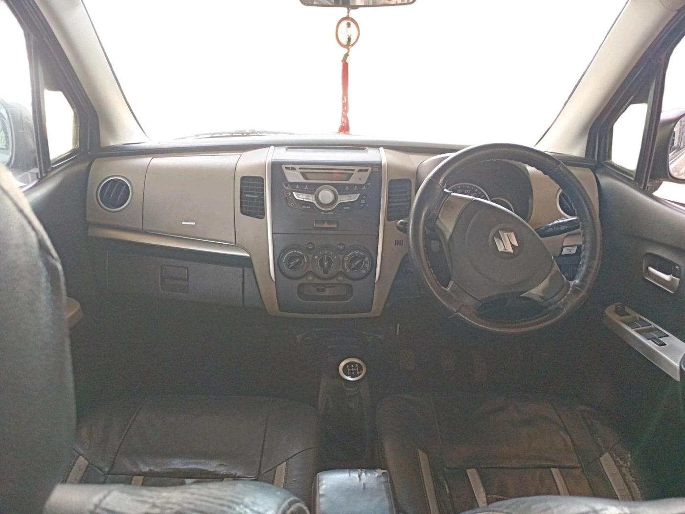 2016 Maruti Wagon R 1.0 VXI, CNG, Manual, 88,582 km, interior