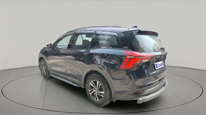 2023 Mahindra XUV700 AX 5 P AT 5 STR, Petrol, Automatic, 31,320 km, exterior