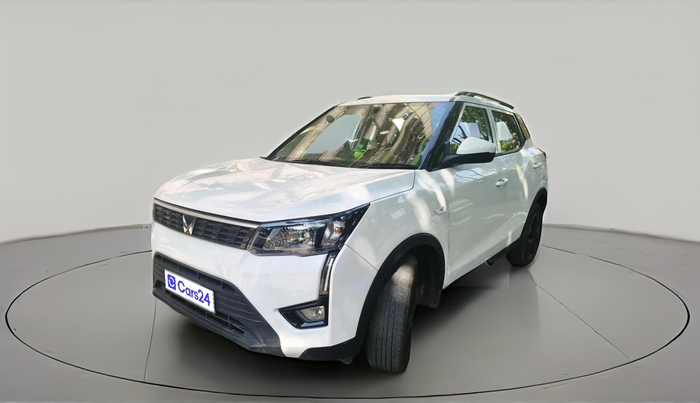 2023 Mahindra XUV300 W4 1.2 PETROL, Petrol, Manual, 21,209 km, exterior