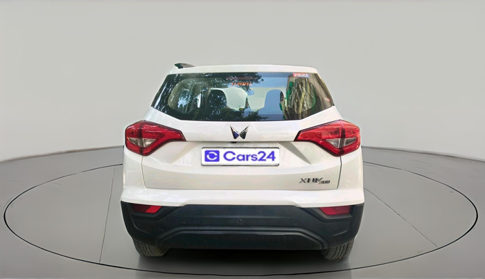 2023 Mahindra XUV300 W4 1.2 PETROL, Petrol, Manual, 21,209 km, exterior