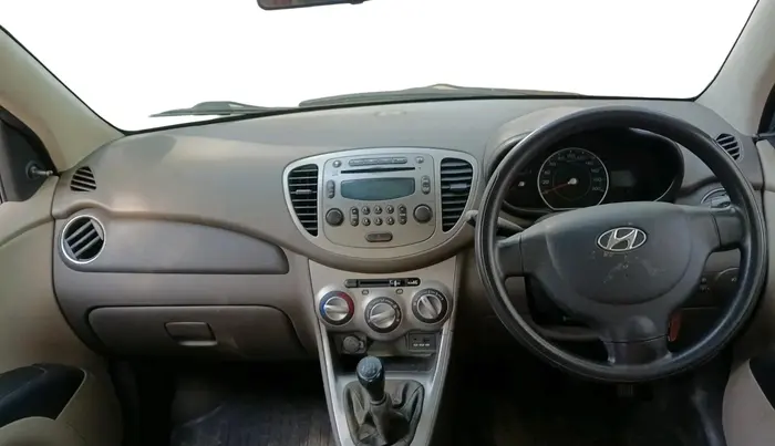 2014 Hyundai i10 SPORTZ 1.1, Petrol, Manual, 57,144 km, interior