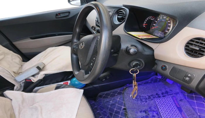 2019 Hyundai Grand i10 MAGNA 1.2 KAPPA VTVT, CNG, Manual, 1,02,434 km, interior