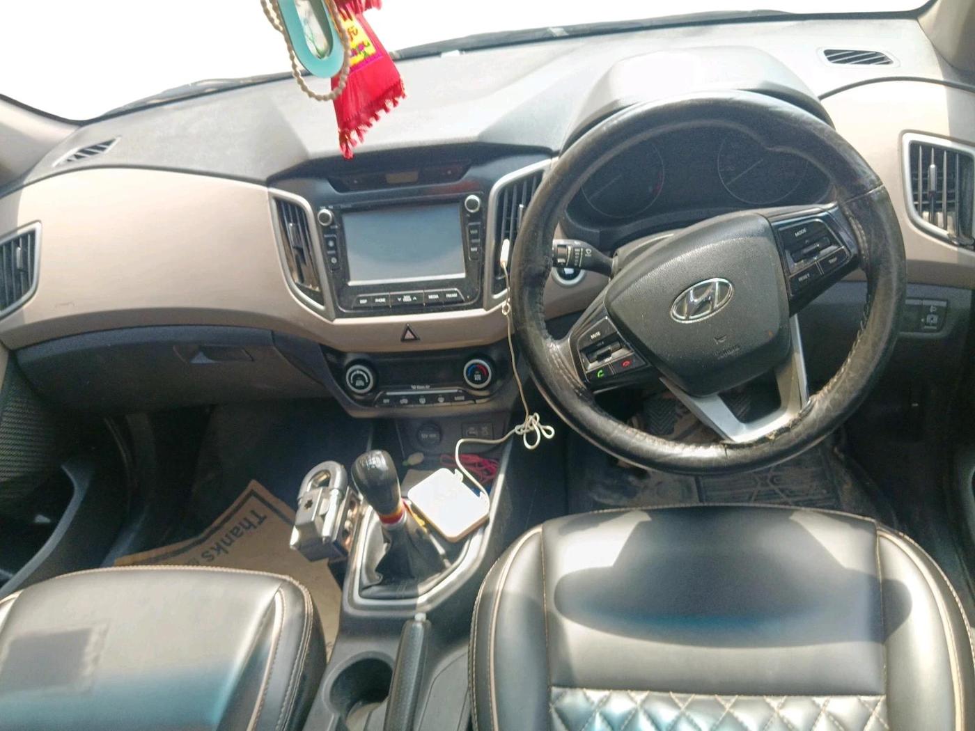 2017 Hyundai Creta SX PLUS 1.6 PETROL, Petrol, Manual, 82,206 km, interior