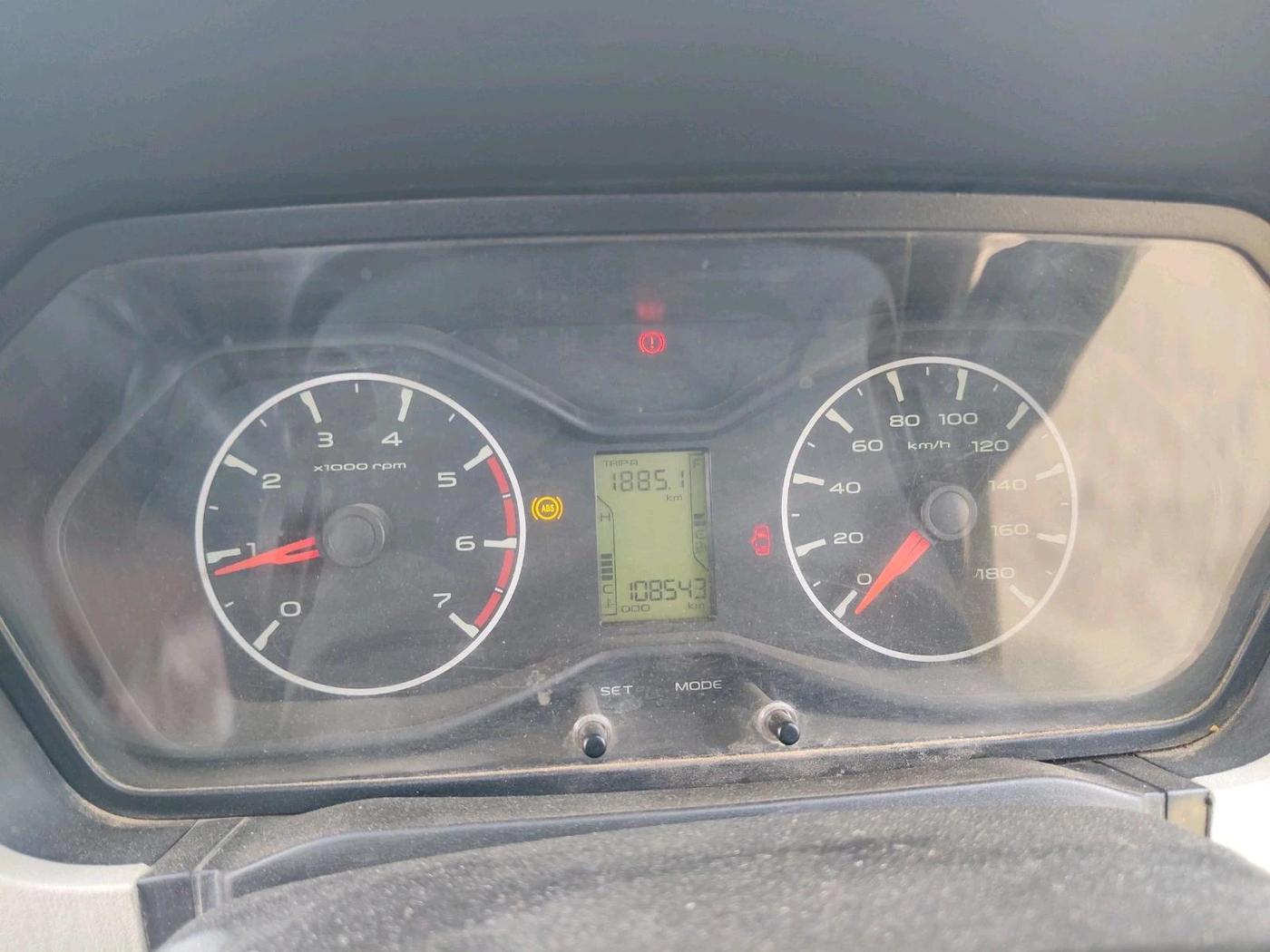 2019 Mahindra Scorpio S5, Diesel, Manual, 1,08,543 km, interior