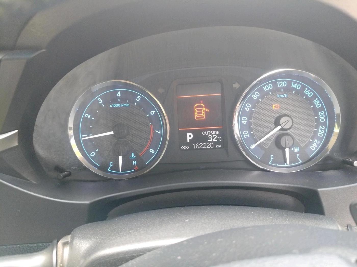2015 Toyota Corolla Altis VL CVT PETROL, Petrol, Automatic, 1,62,220 km, interior