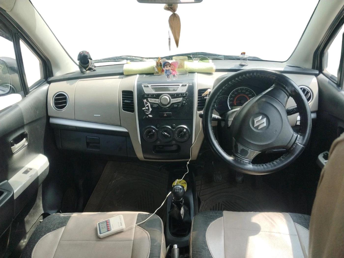 2014 Maruti Wagon R 1.0 VXI, CNG, Manual, 95,112 km, interior