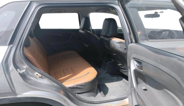 2017 Maruti Vitara Brezza VDI (O), Diesel, Manual, 67,677 km, interior