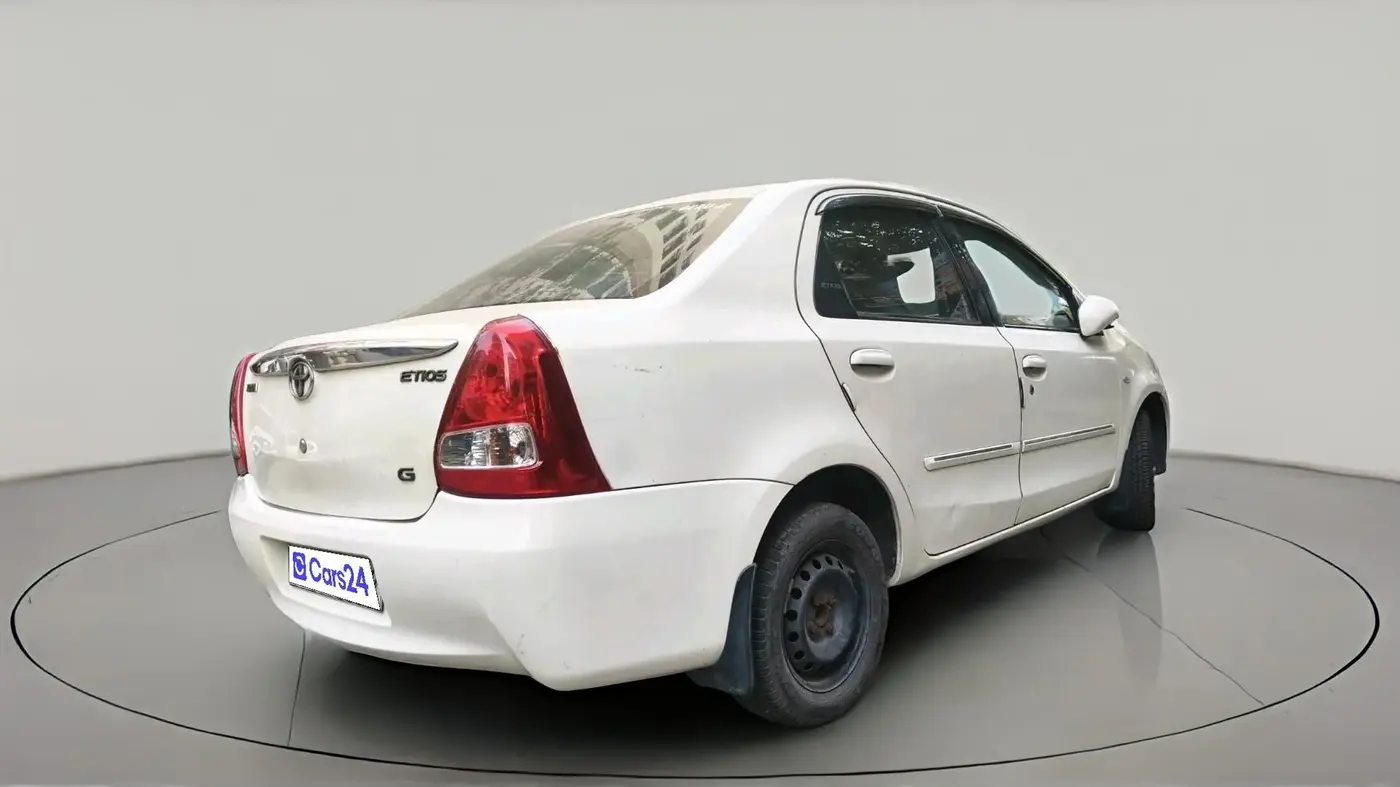 2011 Toyota Etios G, Petrol, Manual, 52,249 km, exterior