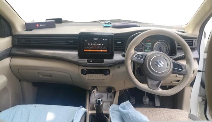 2022 Maruti Ertiga ZXI  CNG, CNG, Manual, 77,066 km, interior