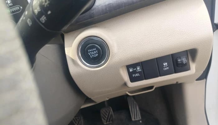 2022 Maruti Ertiga ZXI  CNG, CNG, Manual, 77,066 km, interior