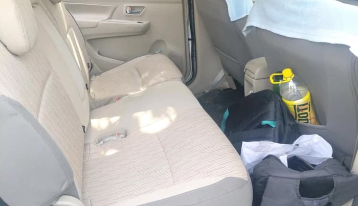 2022 Maruti Ertiga ZXI  CNG, CNG, Manual, 77,066 km, interior