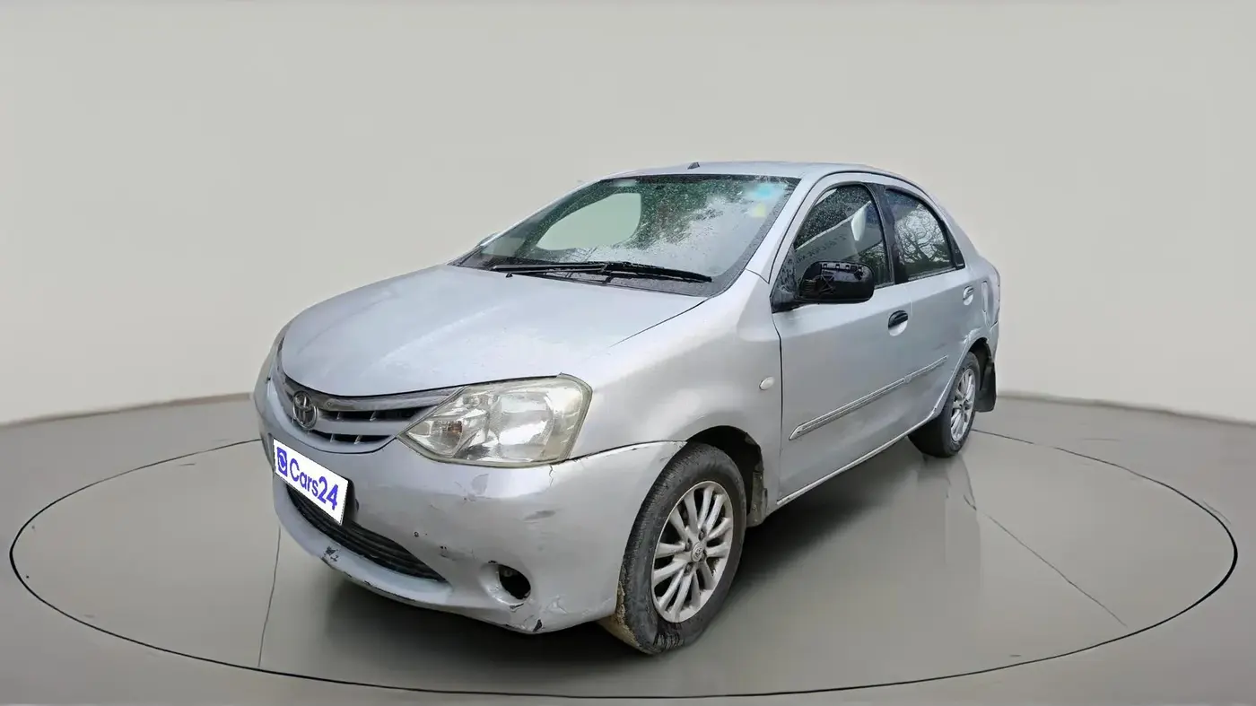 2011 Toyota Etios V, CNG, Manual, 1,50,396 km, exterior