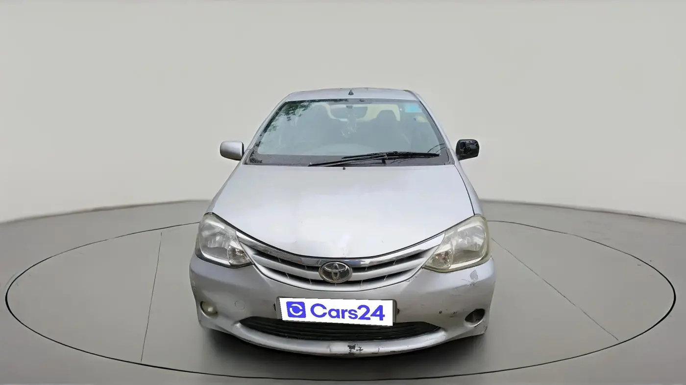 2011 Toyota Etios V, CNG, Manual, 1,50,396 km, exterior