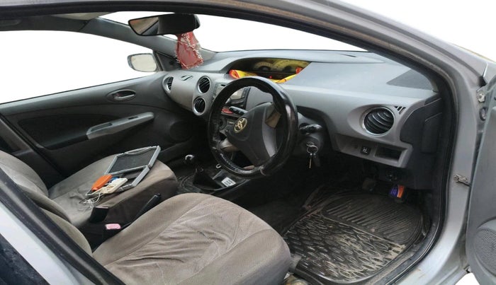 2011 Toyota Etios V, CNG, Manual, 1,50,396 km, interior