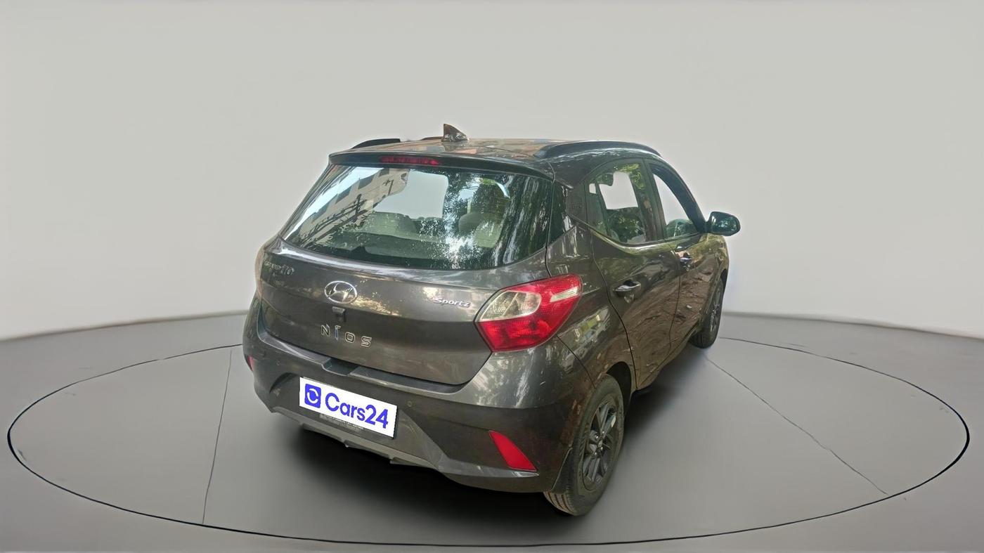 2022 Hyundai GRAND I10 NIOS SPORTZ AMT 1.2 KAPPA VTVT, Petrol, Automatic, 27,998 km, exterior
