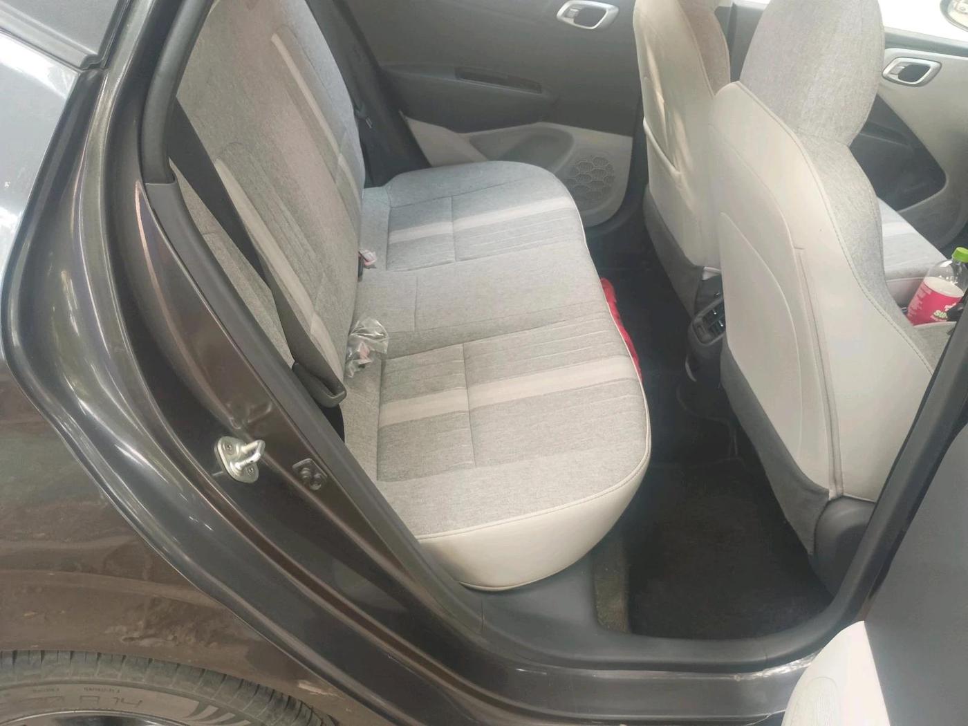 2022 Hyundai GRAND I10 NIOS SPORTZ AMT 1.2 KAPPA VTVT, Petrol, Automatic, 27,998 km, interior