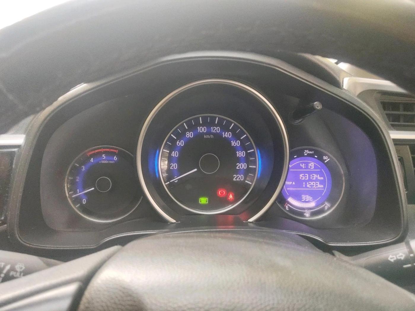 2018 Honda WR-V 1.5L I-DTEC VX MT, Diesel, Manual, 1,53,134 km, interior