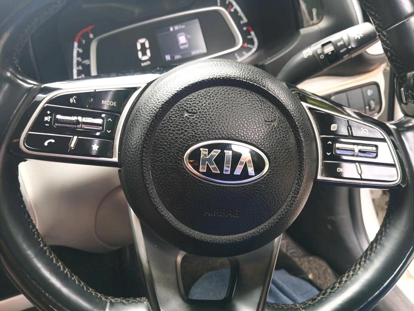 2020 KIA SONET HTX 1.0 IMT, Petrol, Manual, 36,924 km, interior