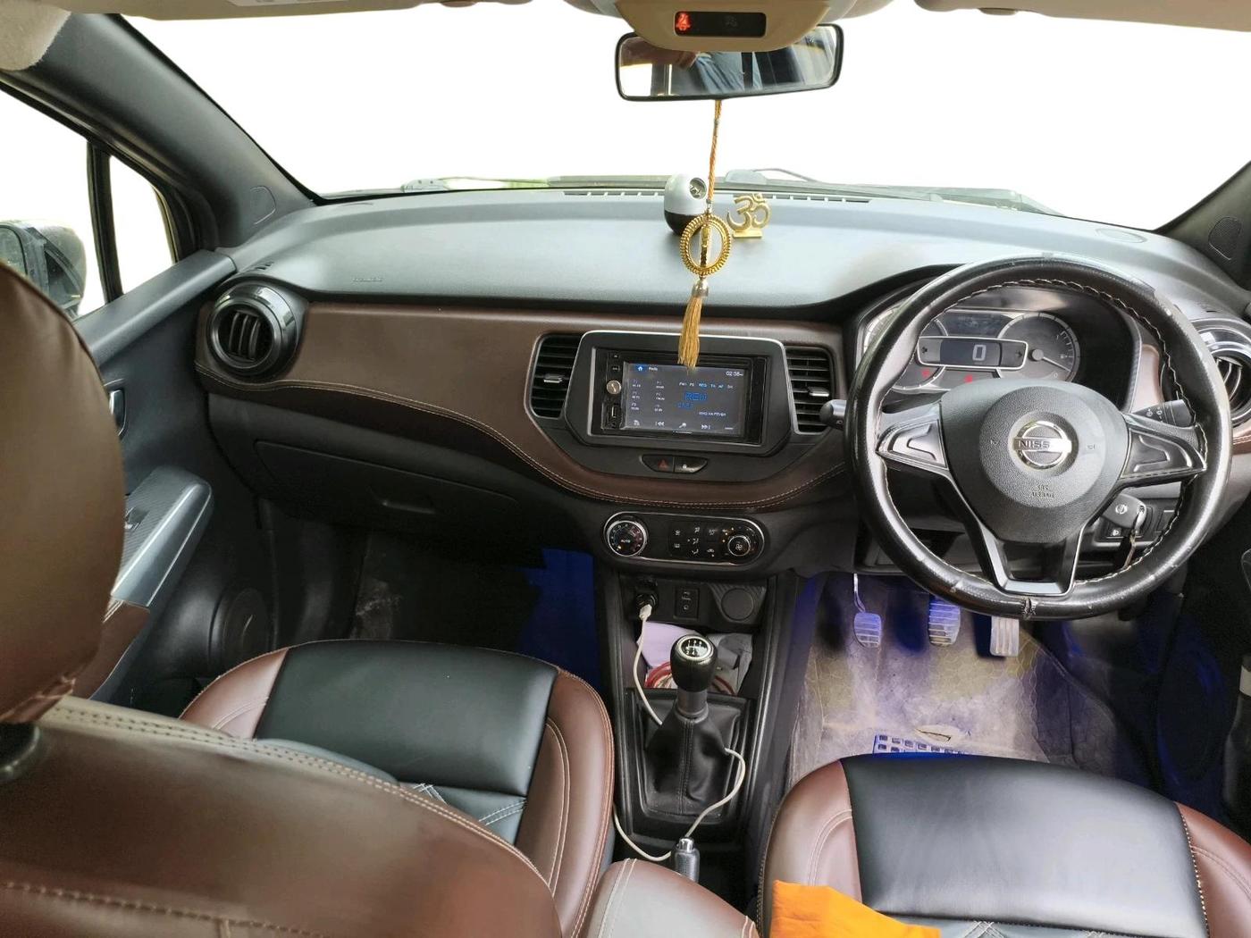 2019 Nissan Kicks XL 1.5, Petrol, Manual, 1,82,346 km, interior