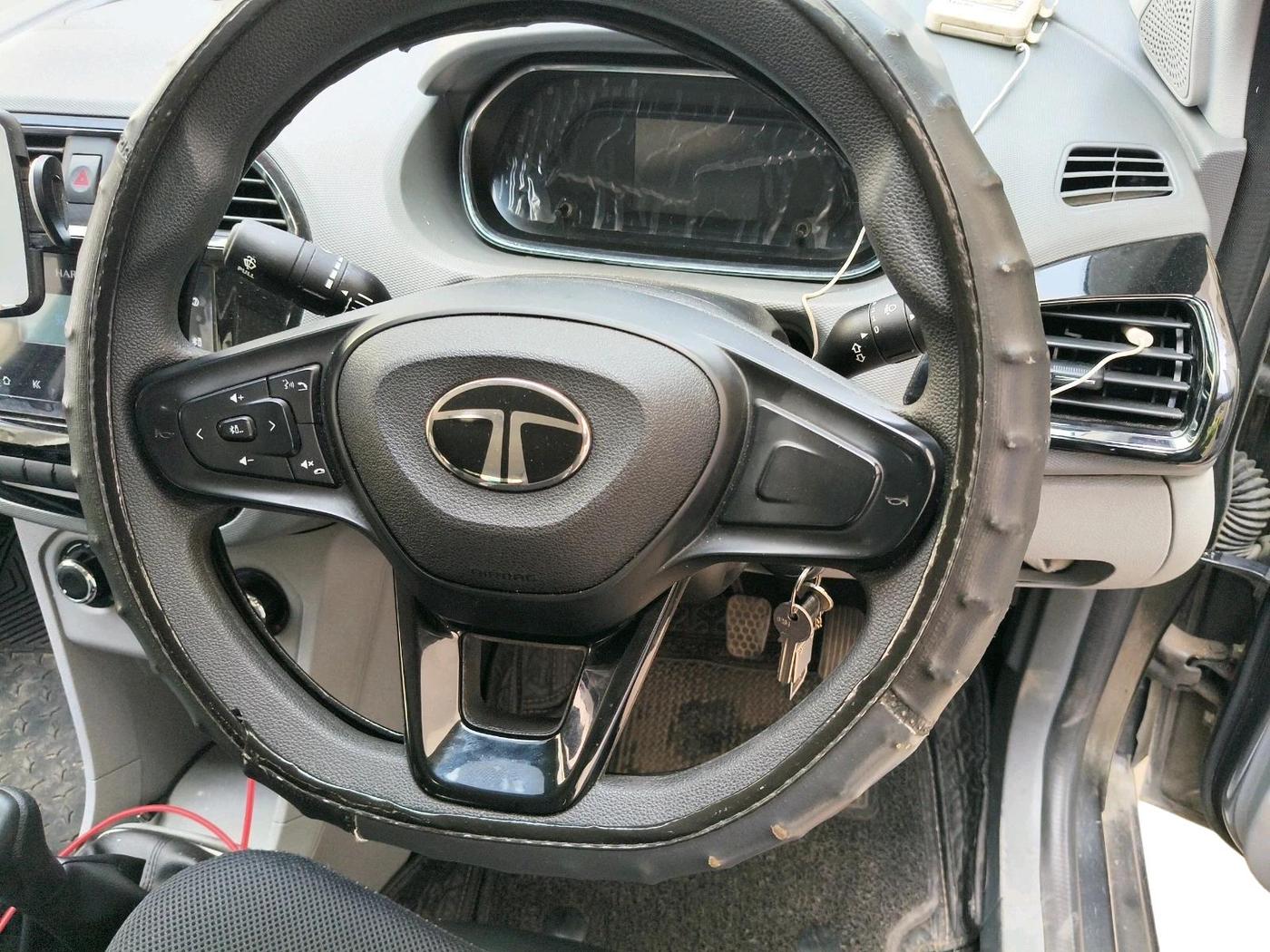 2024 Tata TIGOR XM CNG, CNG, Manual, 60,315 km, interior