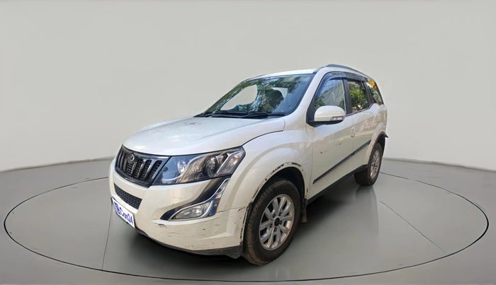 2017 Mahindra XUV500 W10 1.99, Diesel, Manual, 57,591 km, exterior