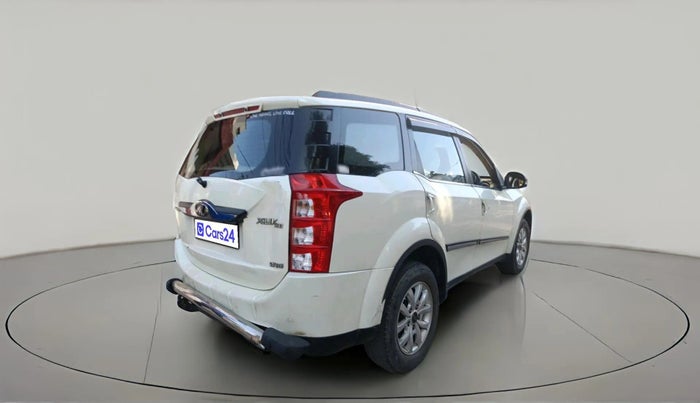 2017 Mahindra XUV500 W10 1.99, Diesel, Manual, 57,591 km, exterior