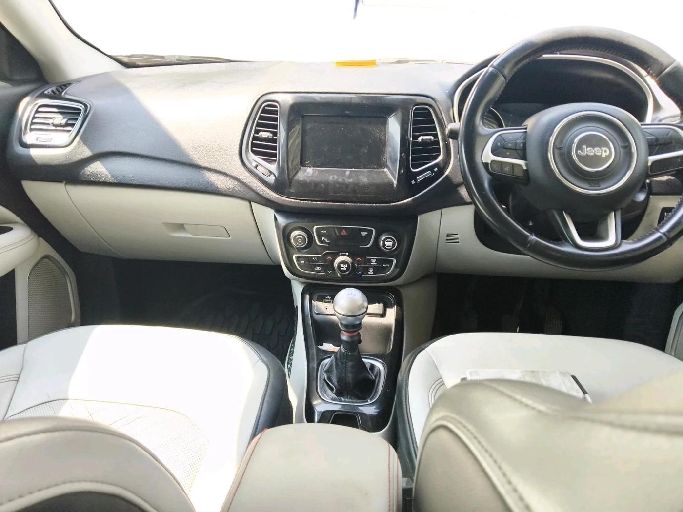 2019 Jeep Compass LIMITED 2.0 DIESEL, Diesel, Manual, 1,05,944 km, interior