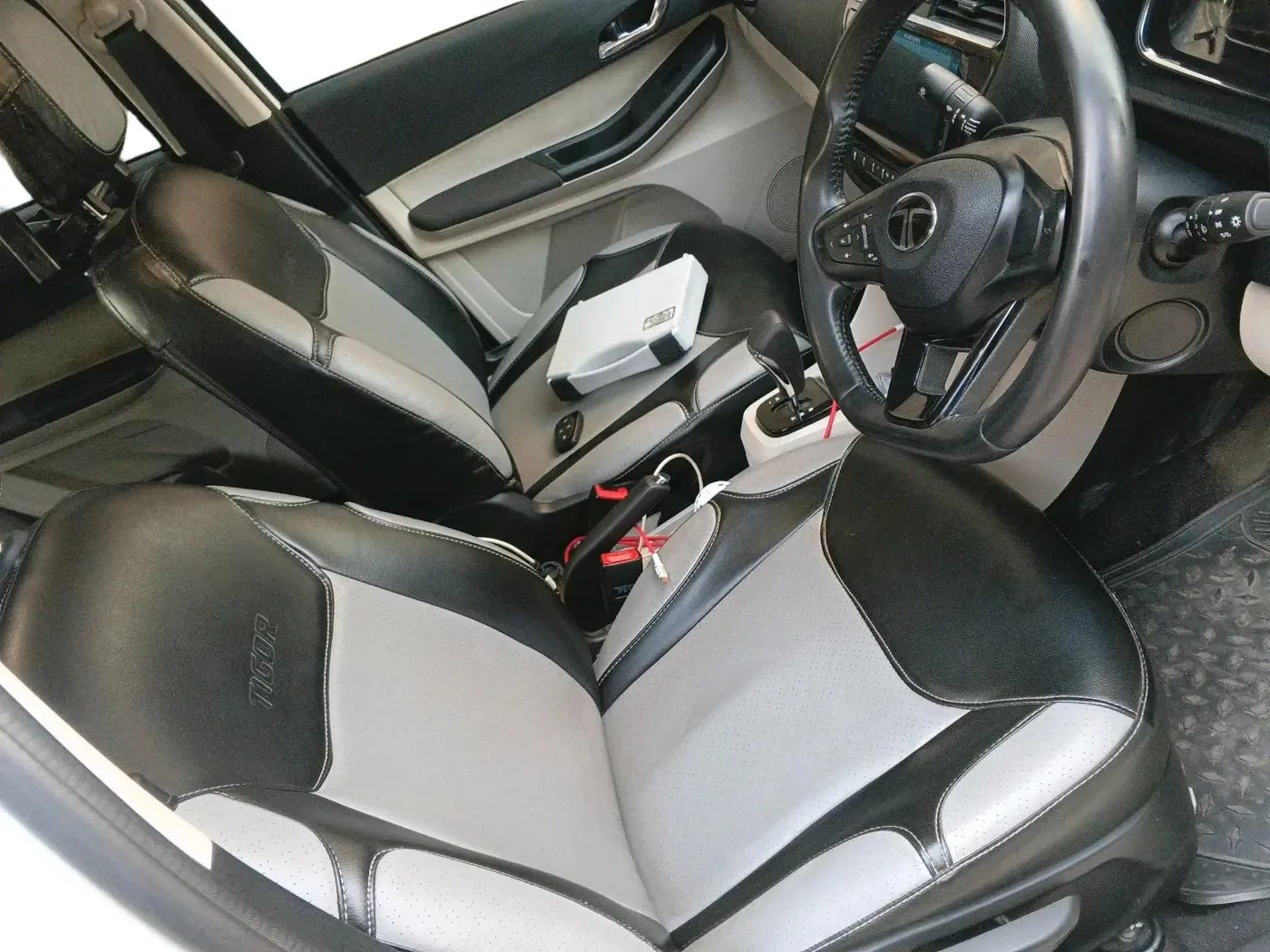2024 Tata TIGOR XZA Plus iCNG , CNG, Automatic, 86,141 km, interior