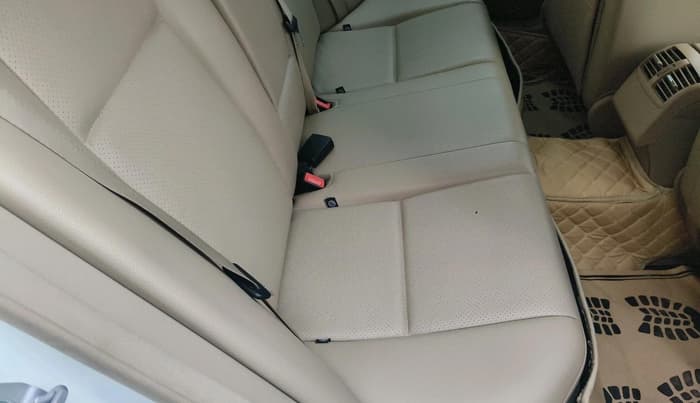 2013 Mercedes Benz C Class 200 CGI AVANTGARDE, Petrol, Automatic, 49,881 km, interior
