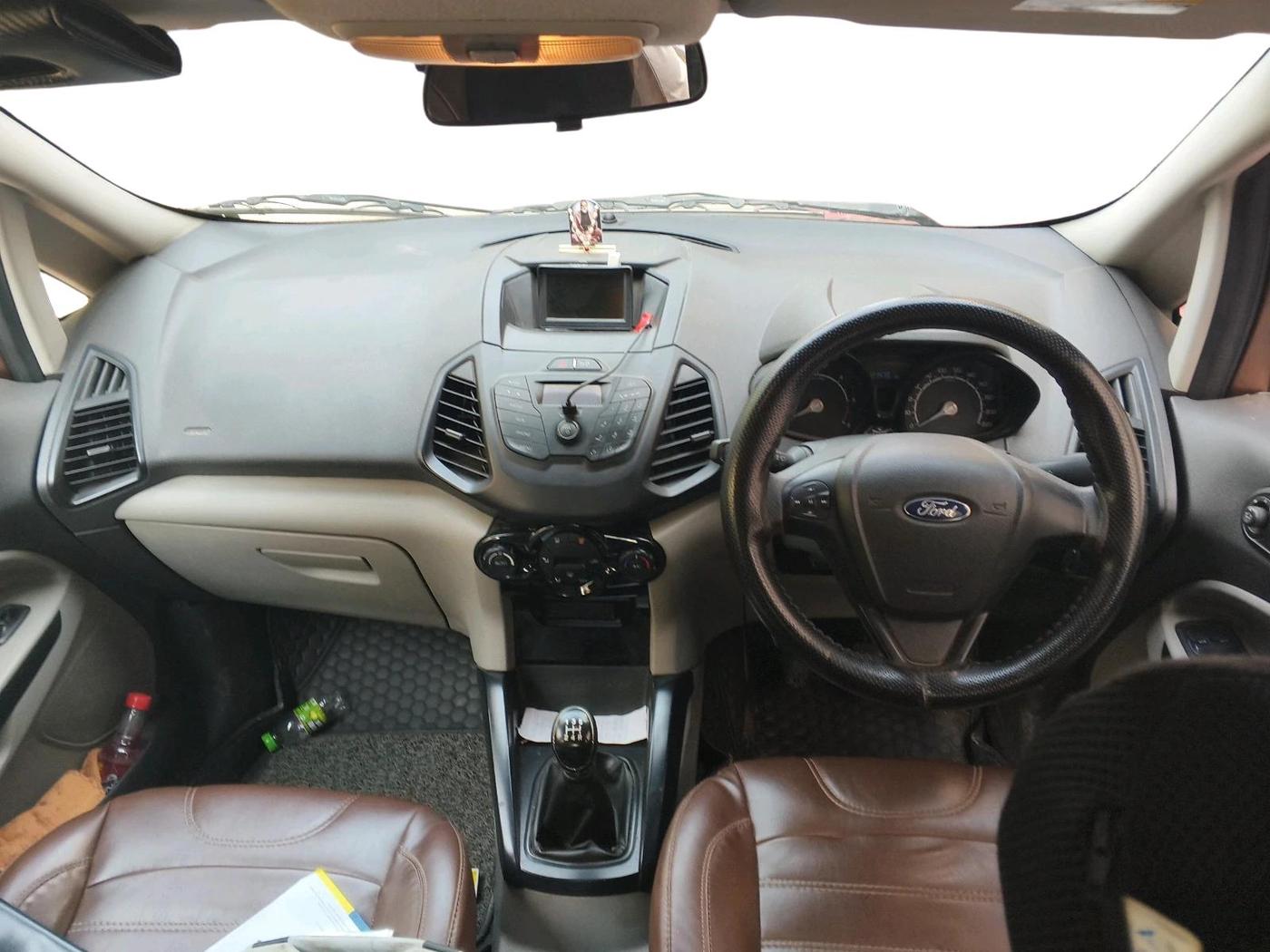 2017 Ford Ecosport TREND 1.5L DIESEL, Diesel, Manual, 1,21,479 km, interior