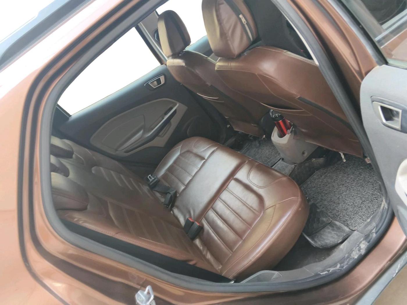 2017 Ford Ecosport TREND 1.5L DIESEL, Diesel, Manual, 1,21,479 km, interior