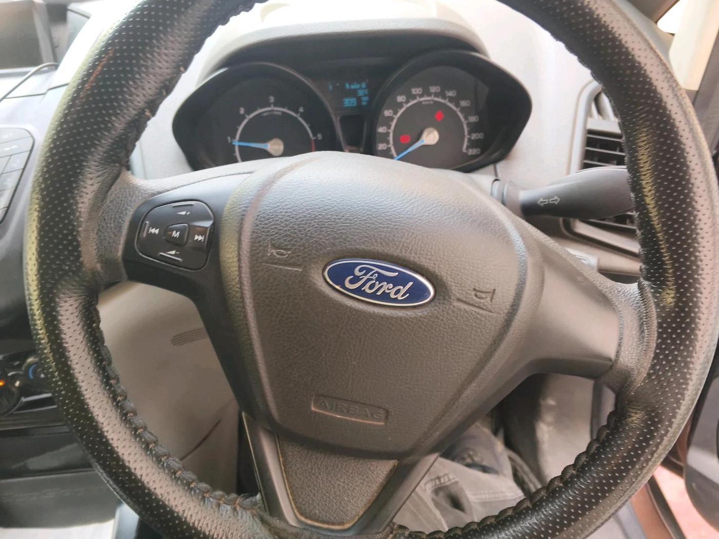 2017 Ford Ecosport TREND 1.5L DIESEL, Diesel, Manual, 1,21,479 km, interior