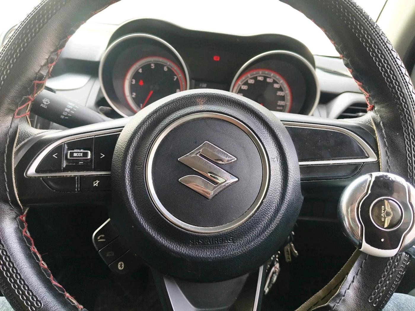 2023 Maruti Swift VXI, Petrol, Manual, 27,522 km, interior