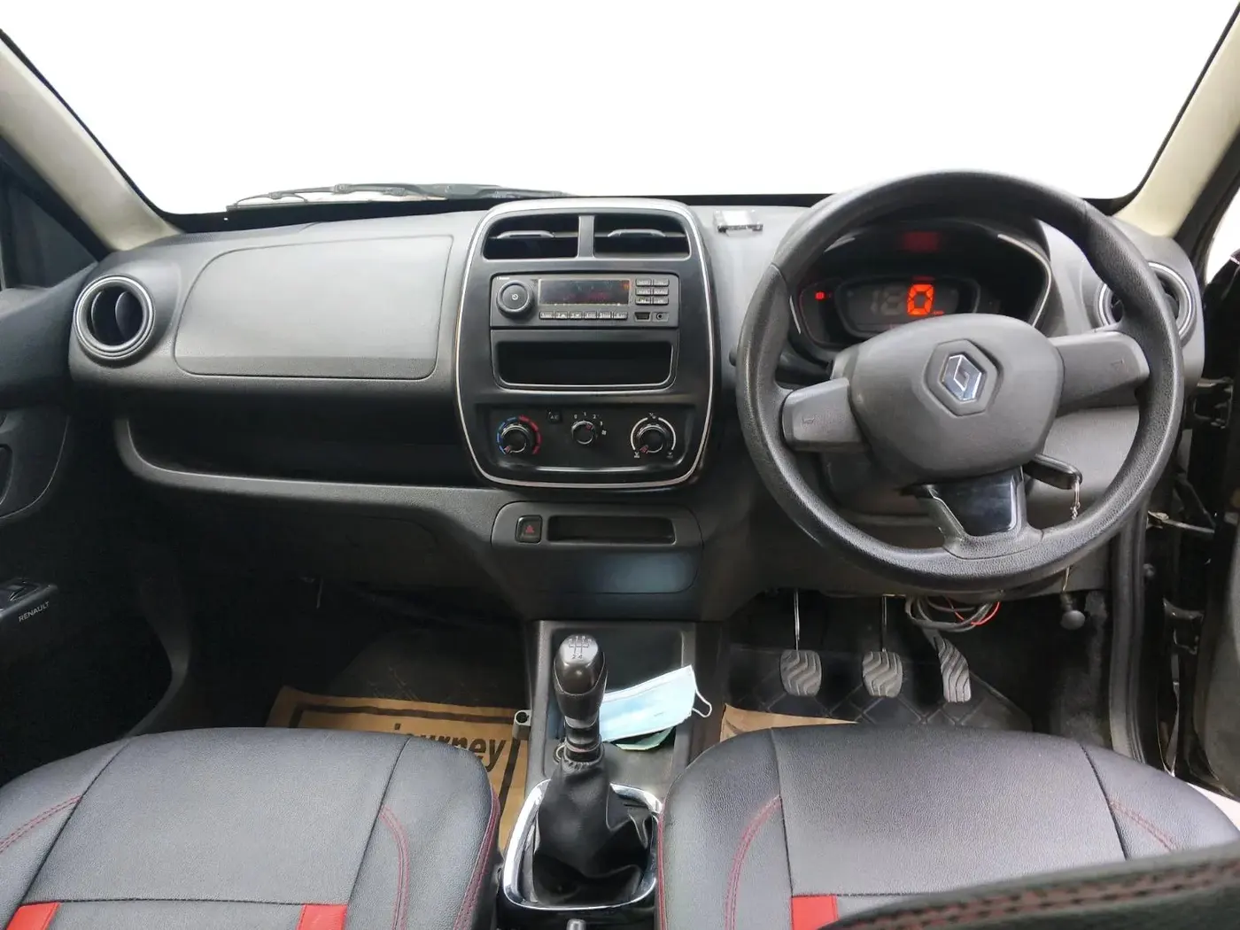 2017 Renault Kwid RXL, Petrol, Manual, 34,533 km, interior