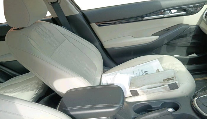 2024 KIA SELTOS HTX IVT, Petrol, Automatic, 14,443 km, interior