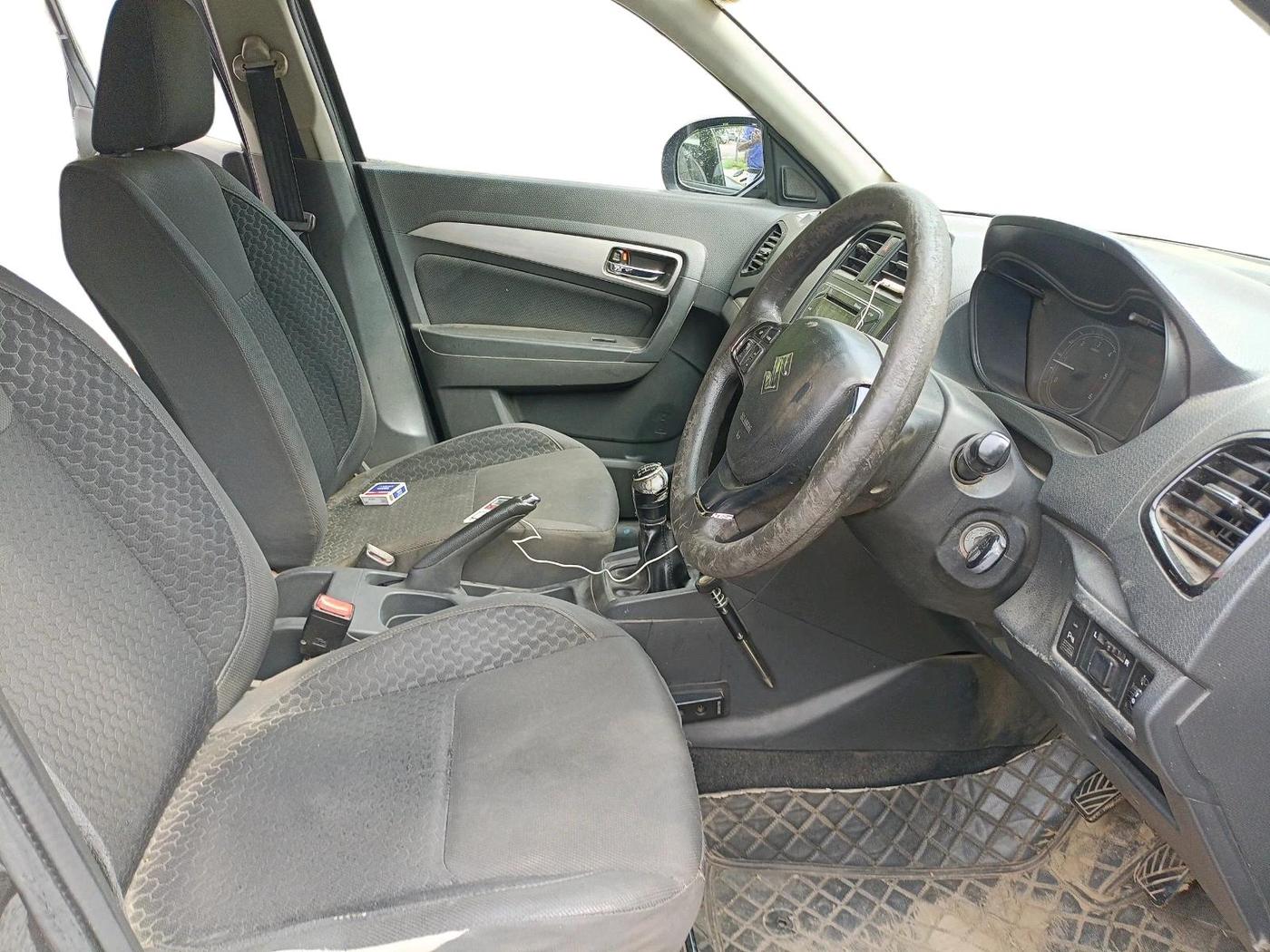 2016 Maruti Vitara Brezza ZDI, Diesel, Manual, 2,15,679 km, interior