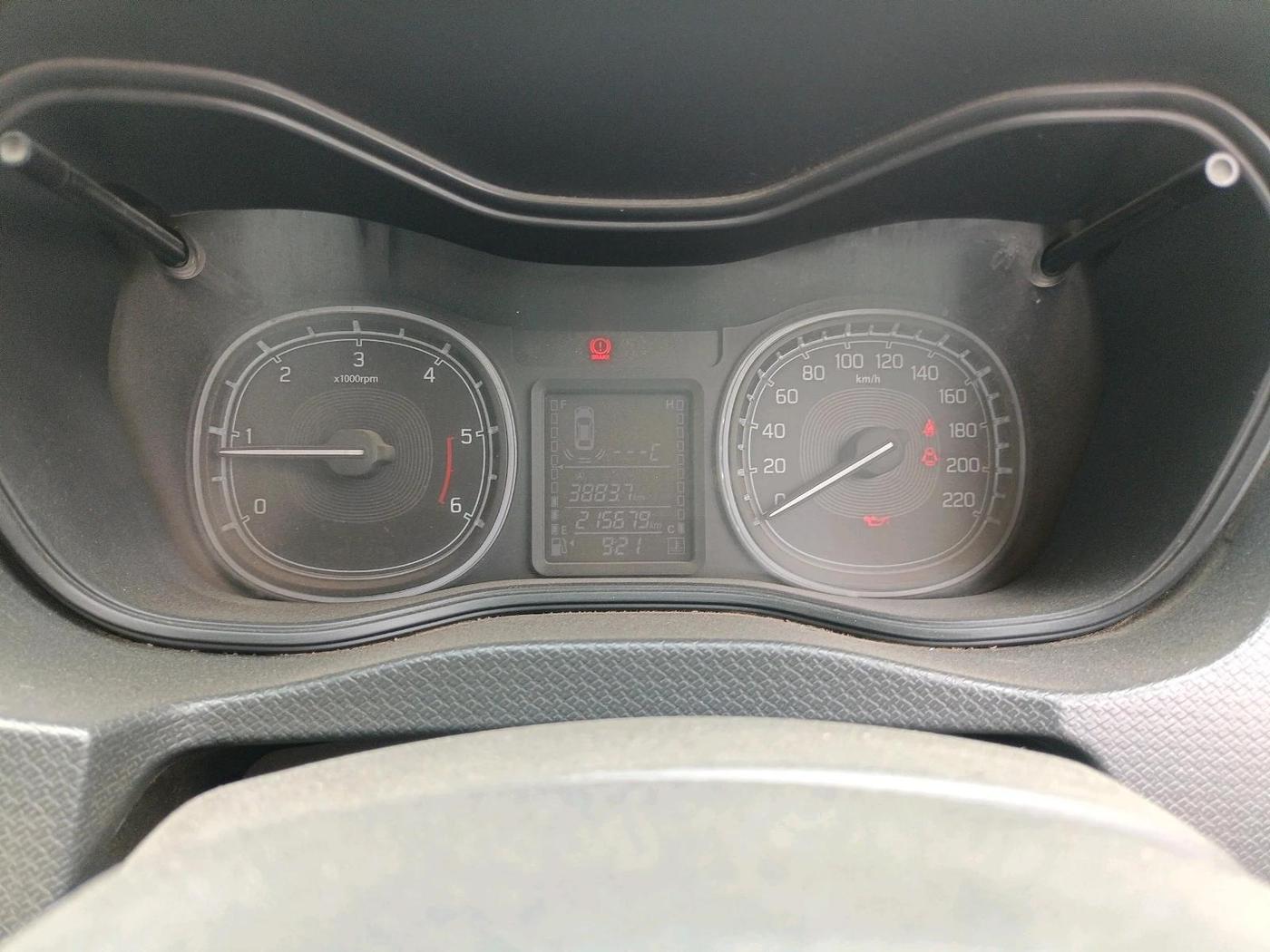 2016 Maruti Vitara Brezza ZDI, Diesel, Manual, 2,15,679 km, interior