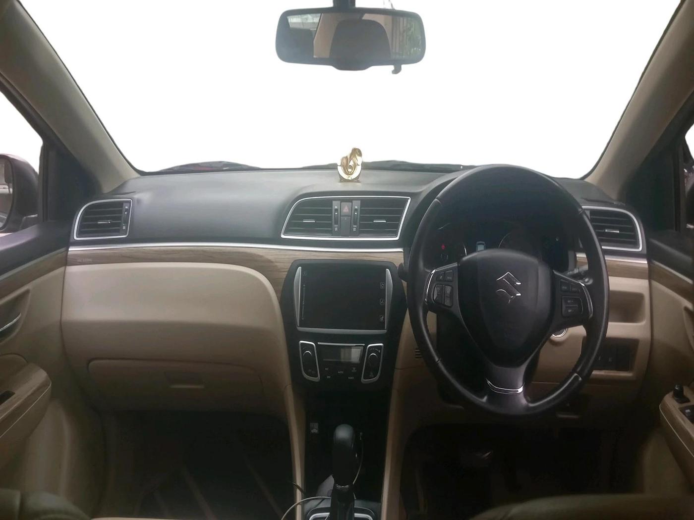 2020 Maruti Ciaz ALPHA  AT 1.5 SHVS PETROL, Petrol, Automatic, 5,811 km, interior