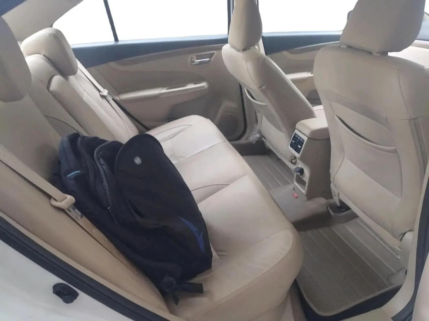 2019 Maruti Ciaz ALPHA  AT 1.5 SHVS PETROL, Petrol, Automatic, 28,046 km, interior
